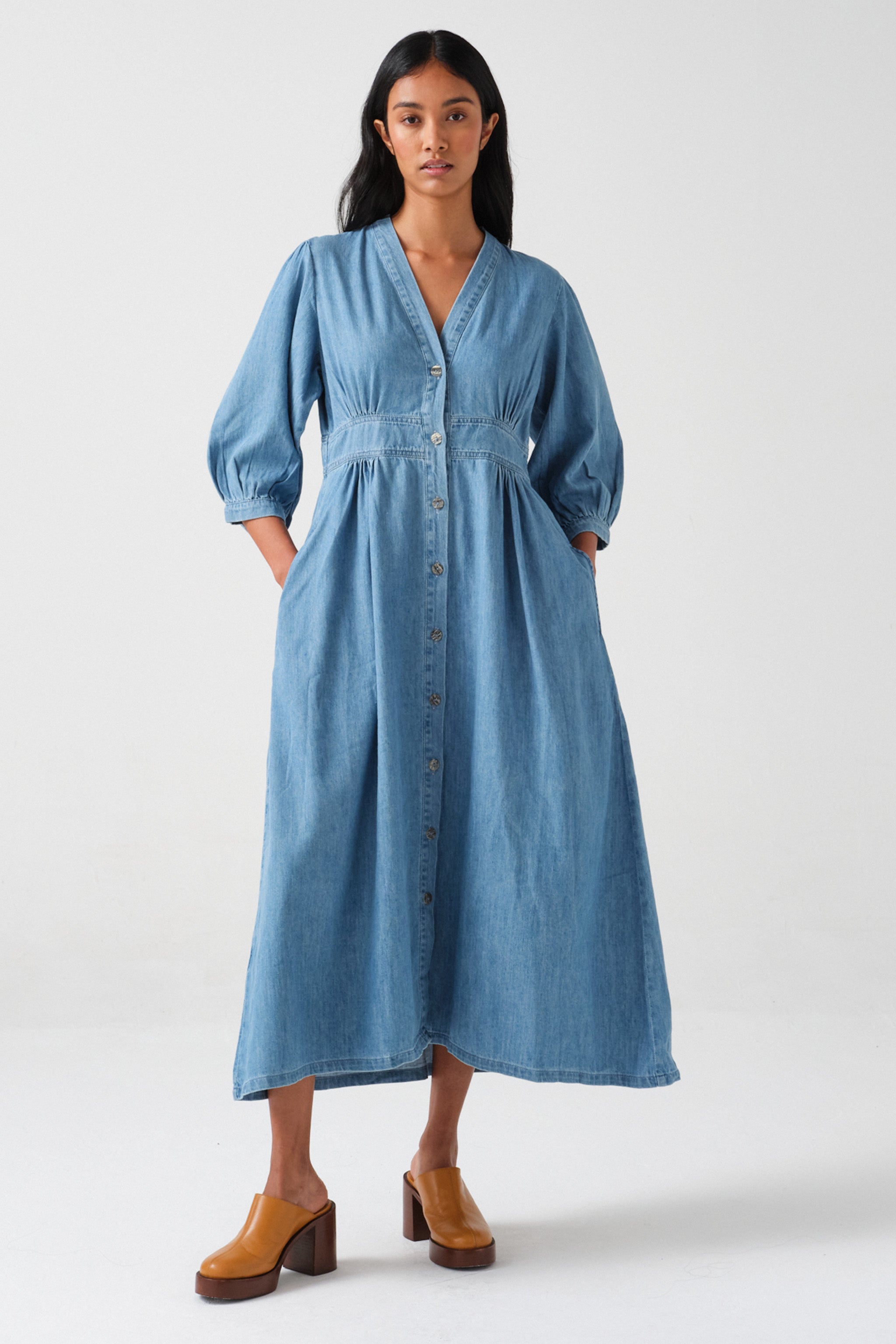 Audrey Dress in Mid Vintage