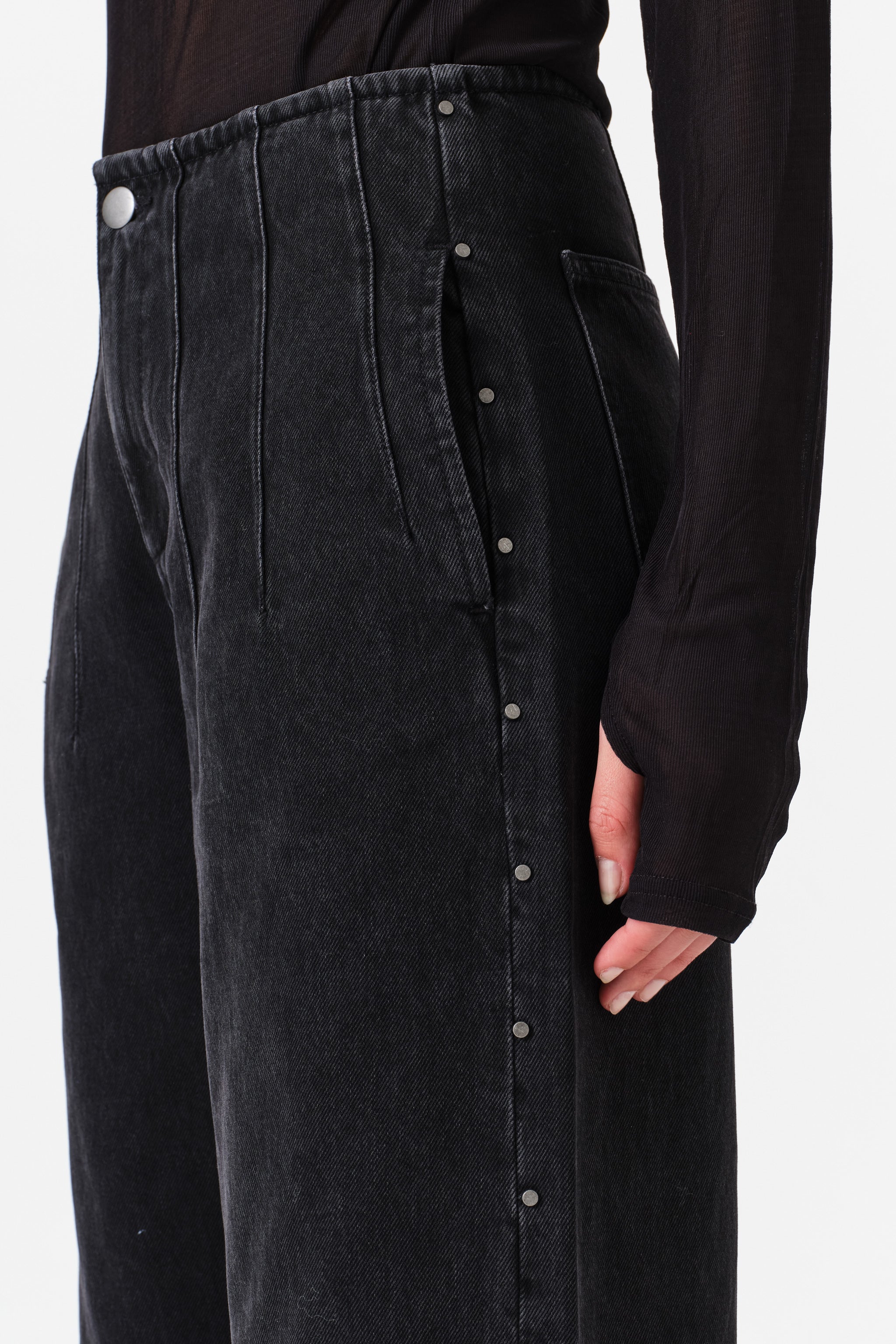 Noah Barrel Leg Studded Jean in Fairbanks