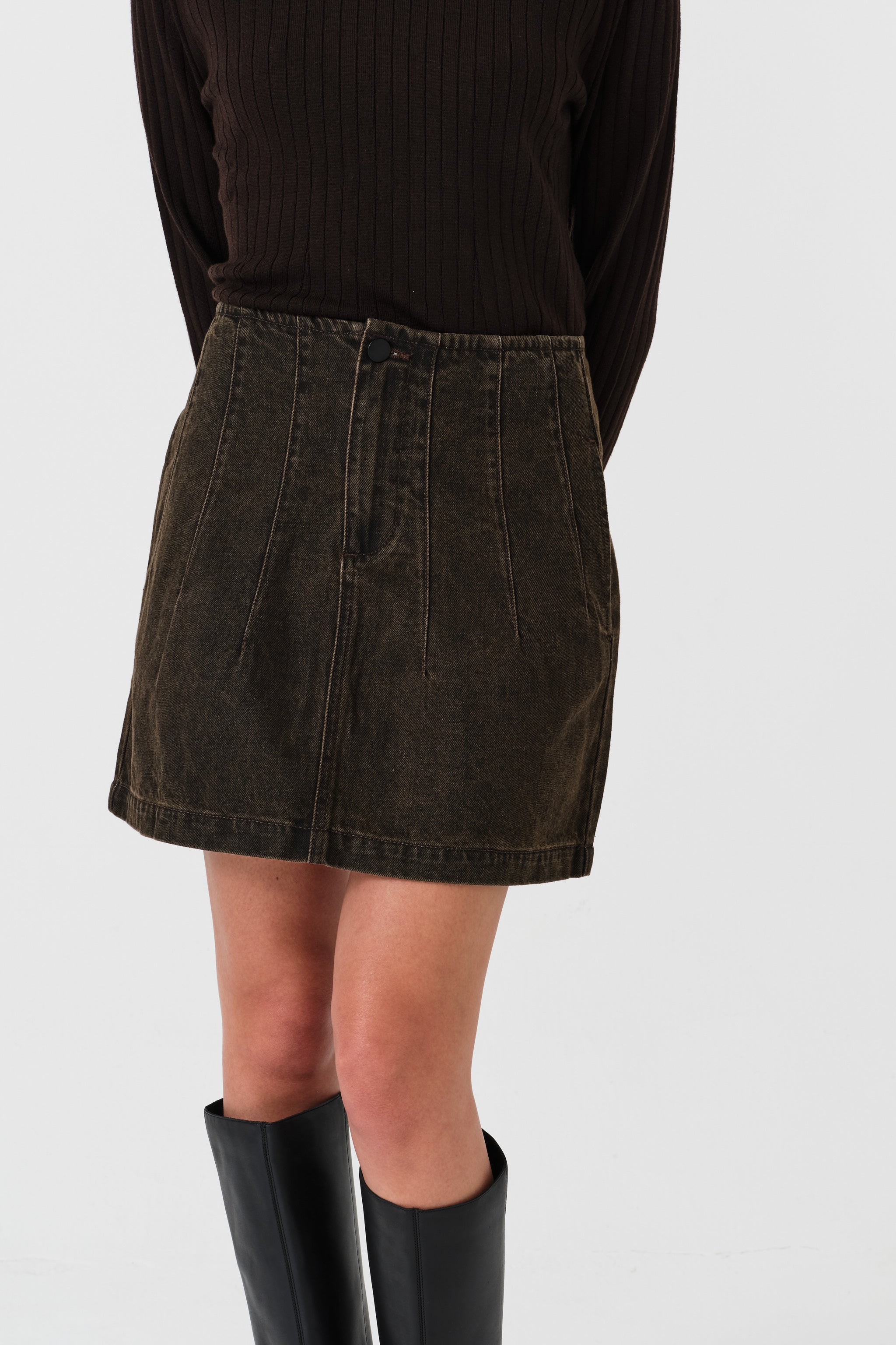 Noah Mini Denim Skirt in Cacao