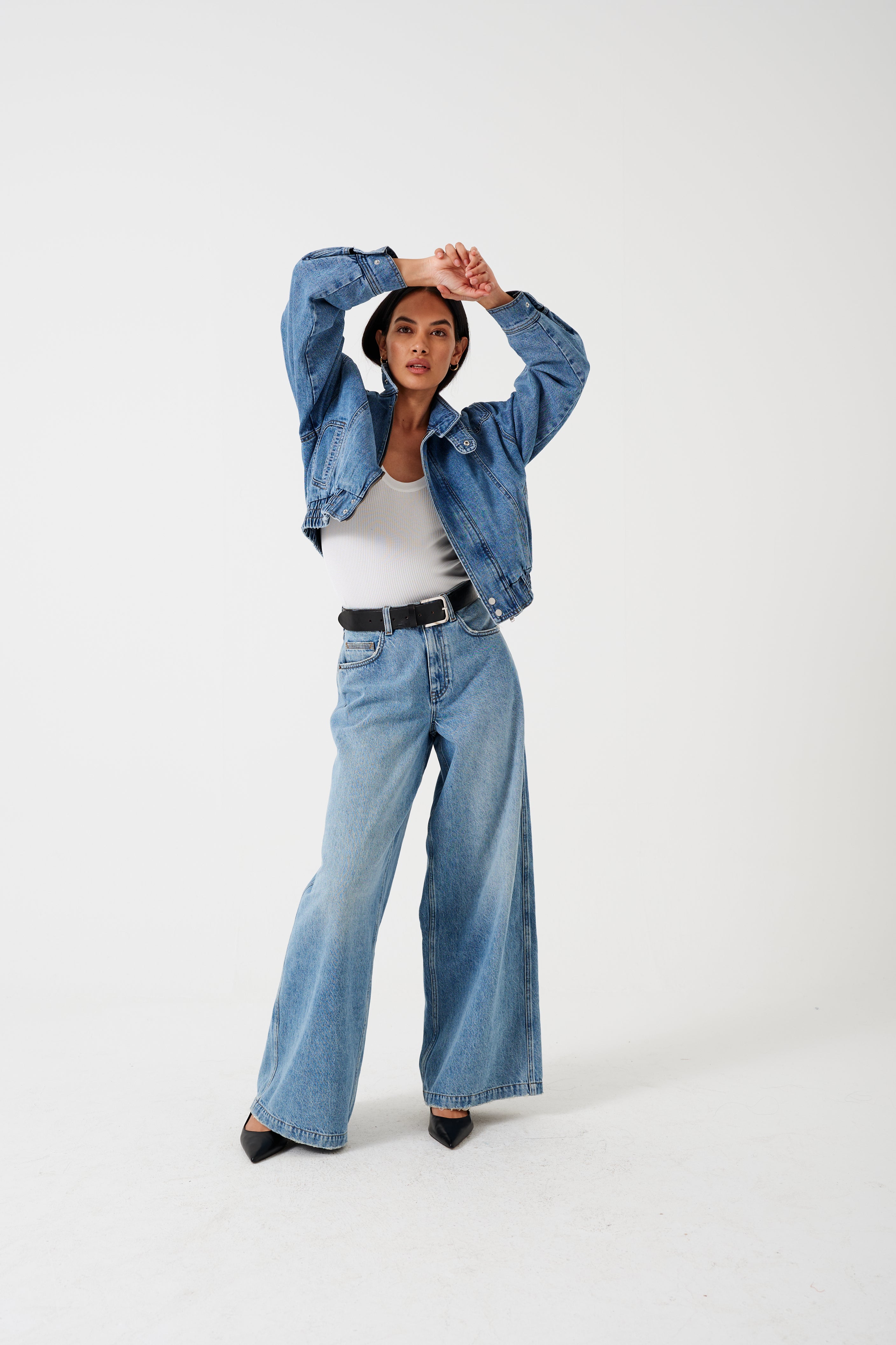 Bay Wide Leg Jean in Weekender