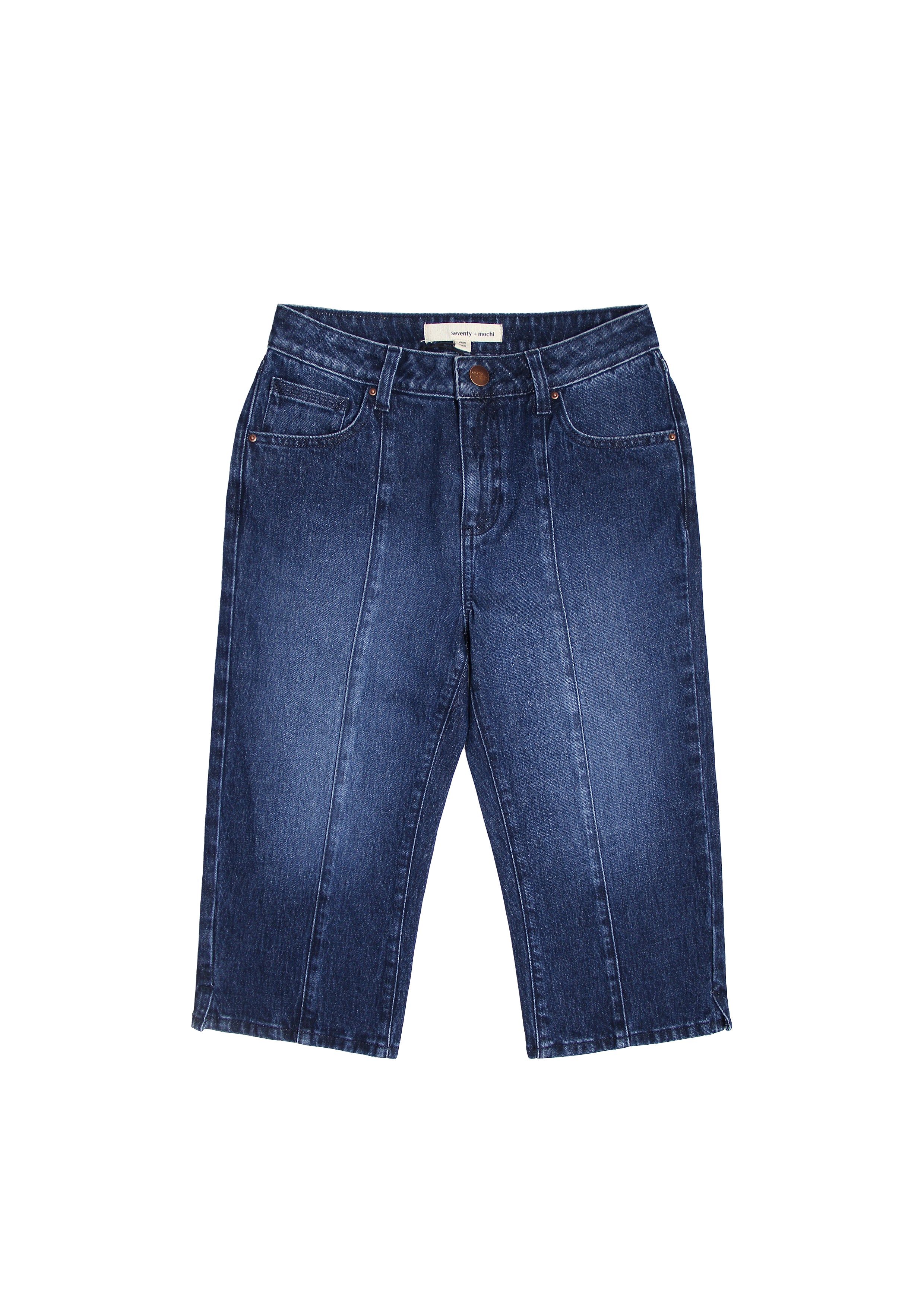 Cali Capri in Dark Americana