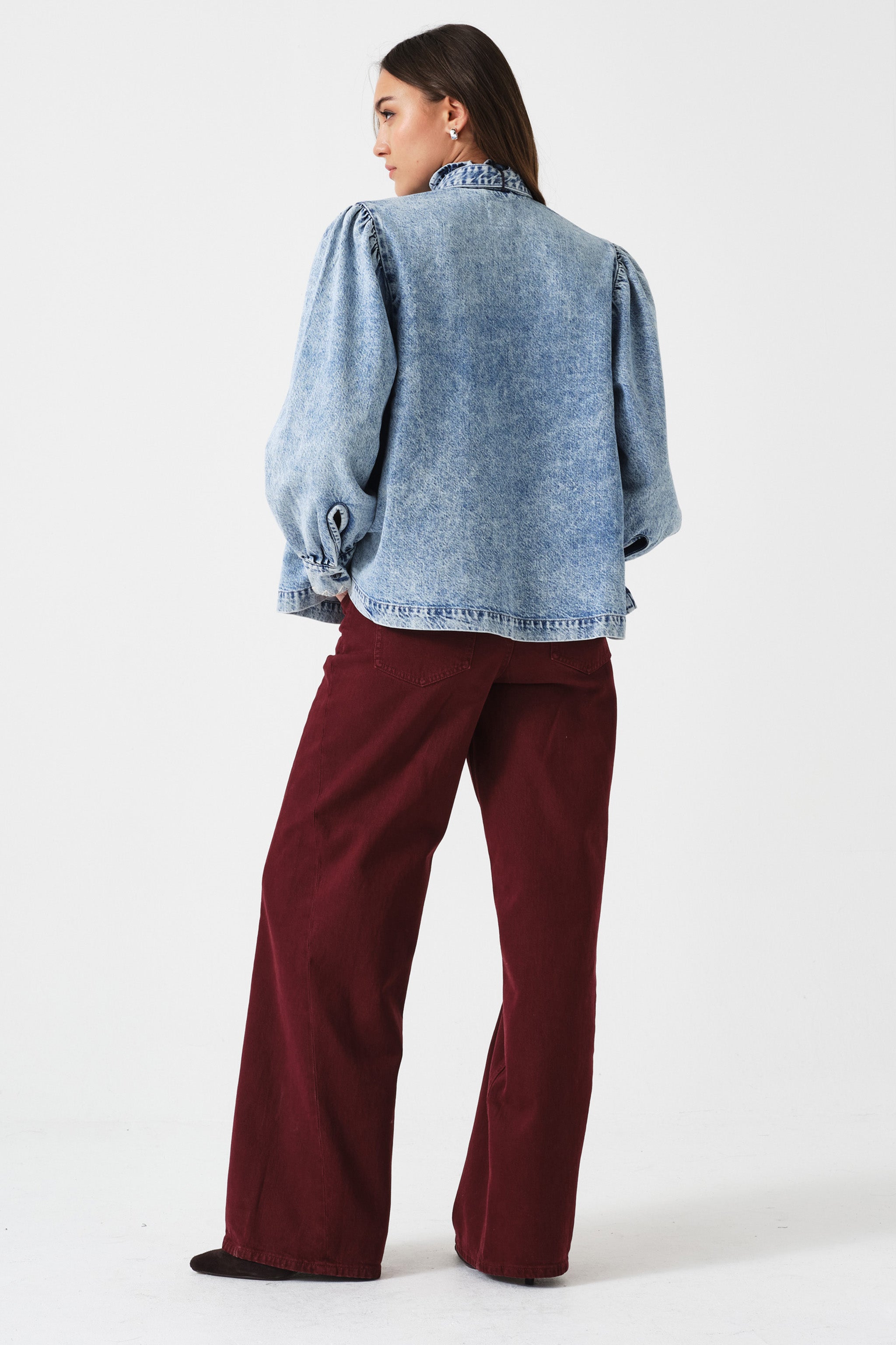 Gracie Twisted Low Rise Jean in Mulberry