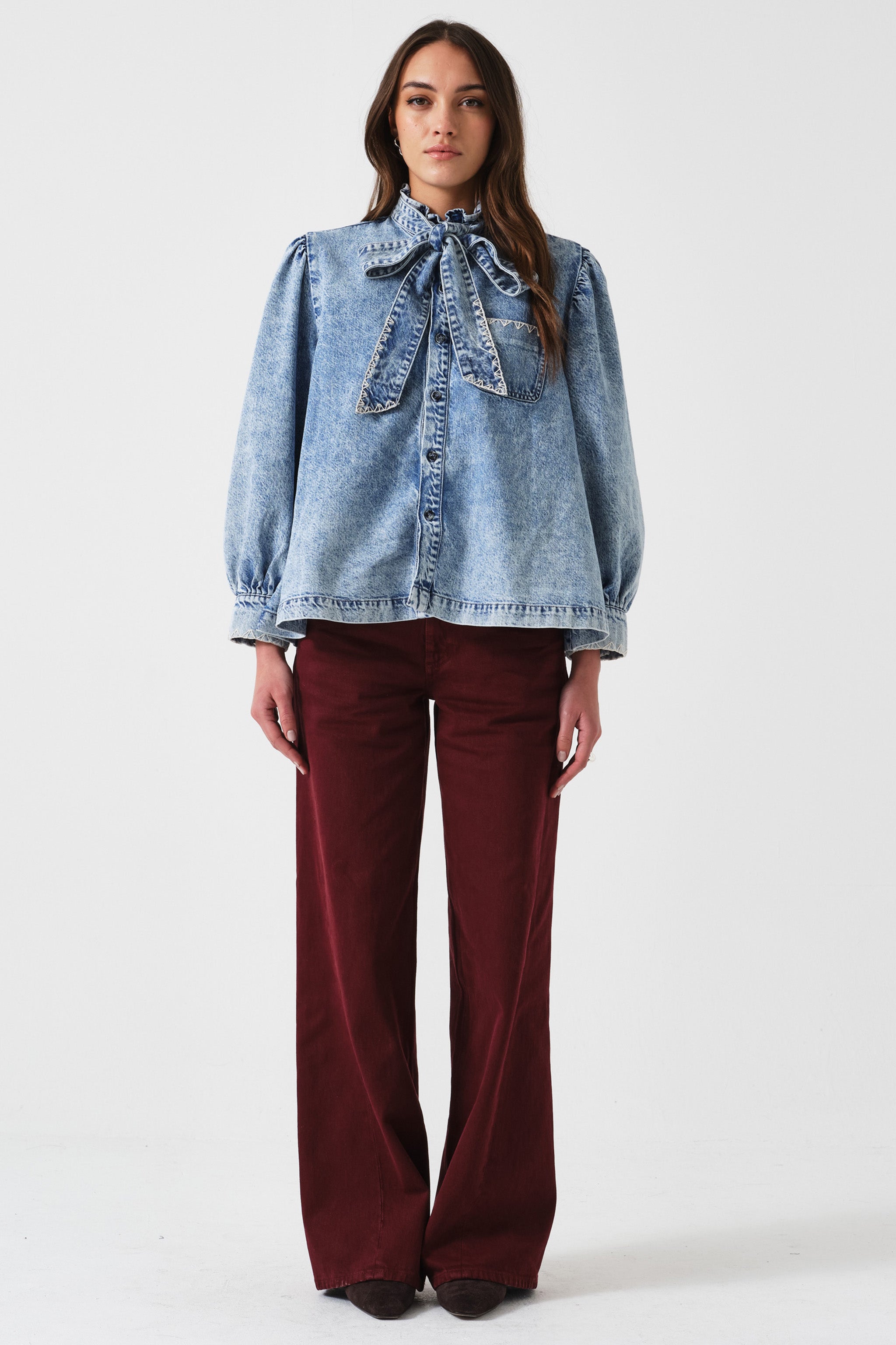 Gracie Twisted Jean in Mulberry