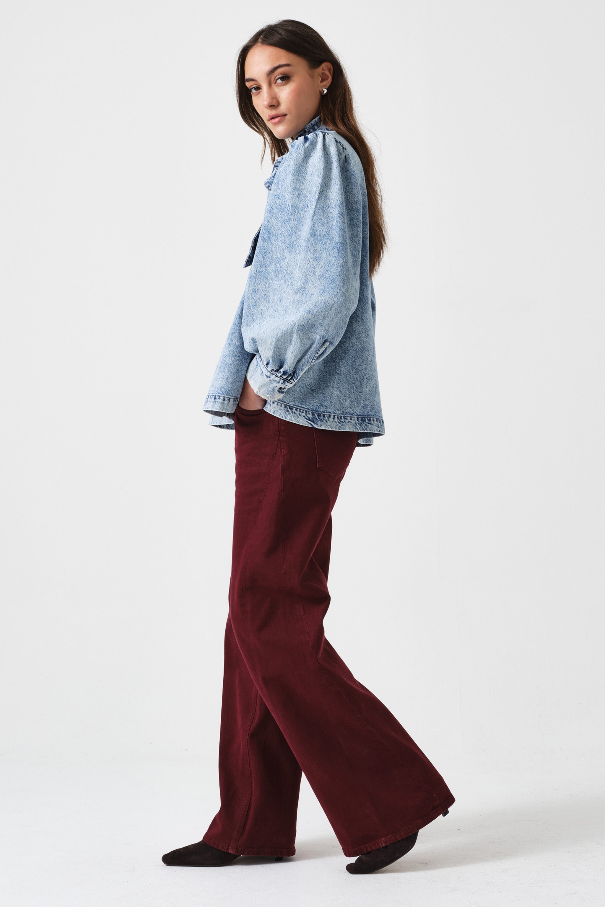 Gracie Twisted Jean in Mulberry