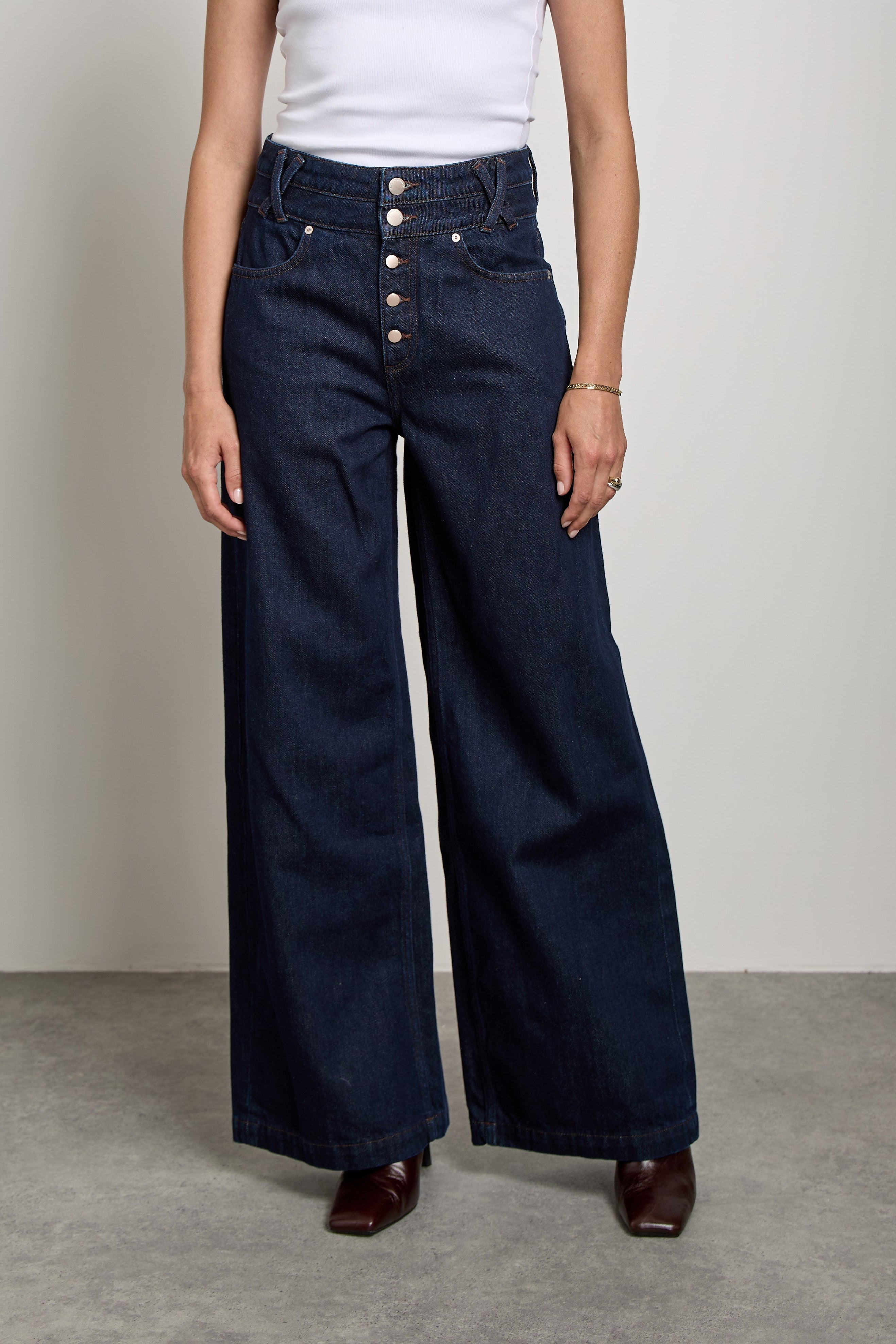 Bay Jean In Blue Moon