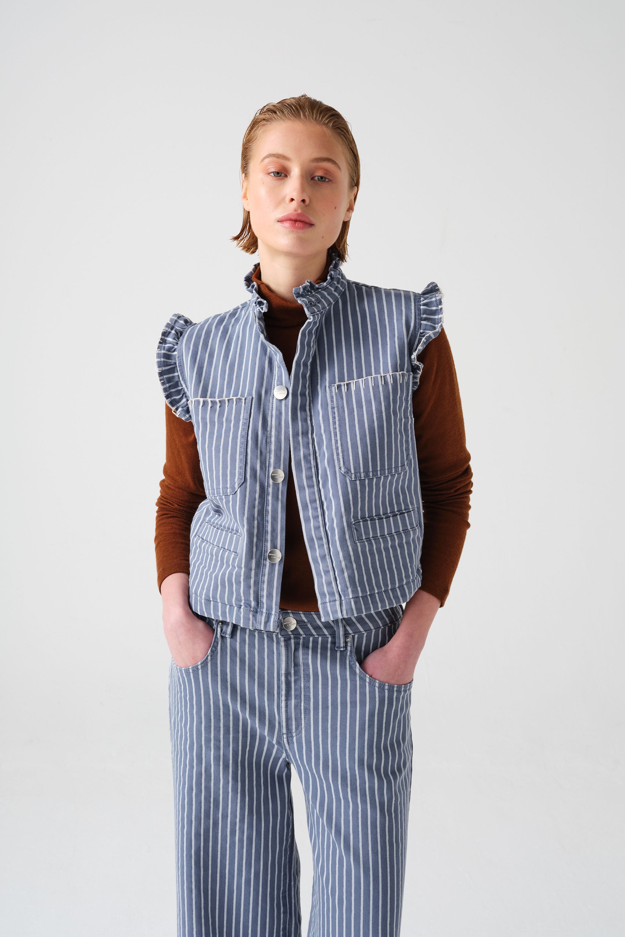 Pablo Vest in Washed Denim Wide Stripe