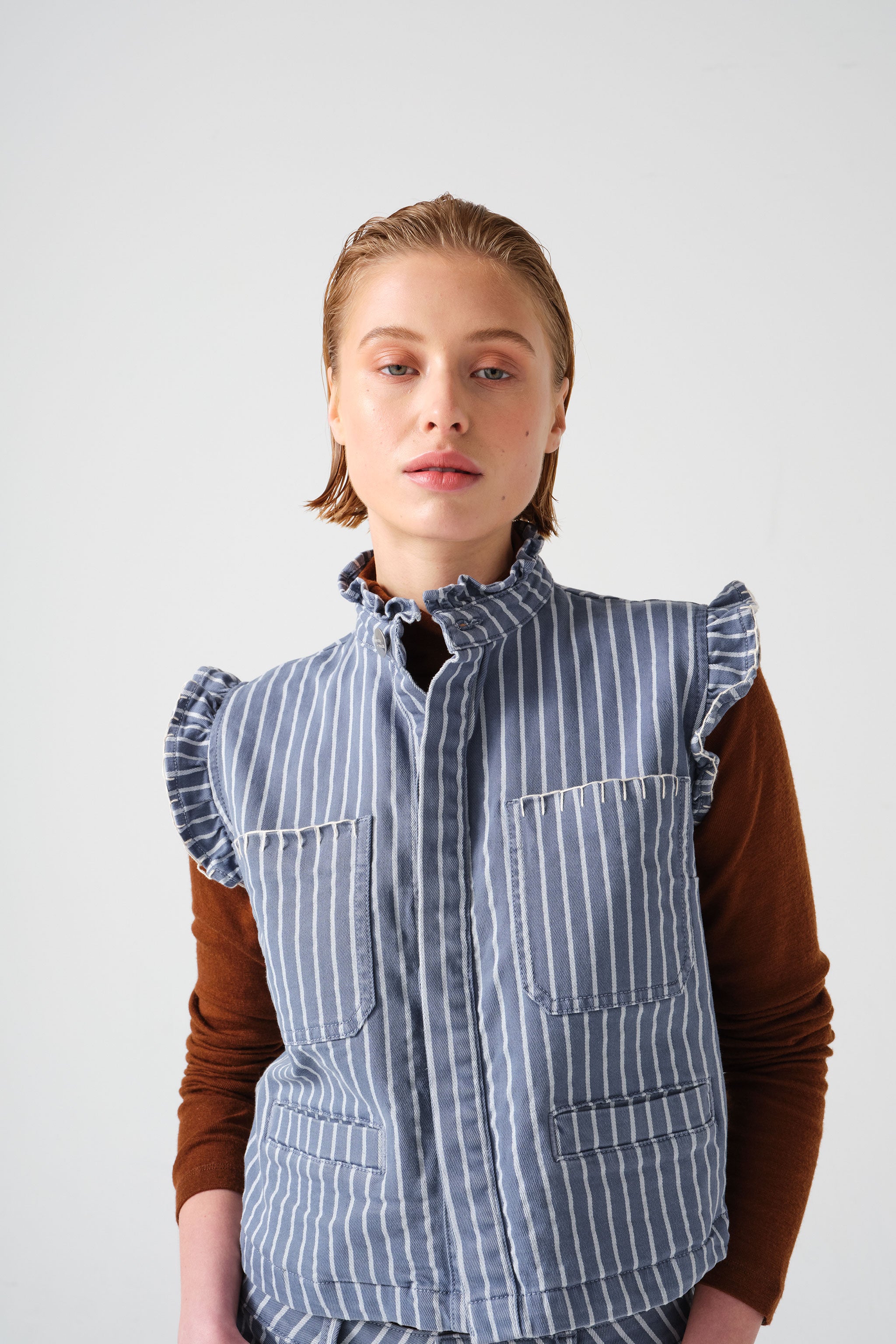 Pablo Vest in Washed Denim Wide Stripe