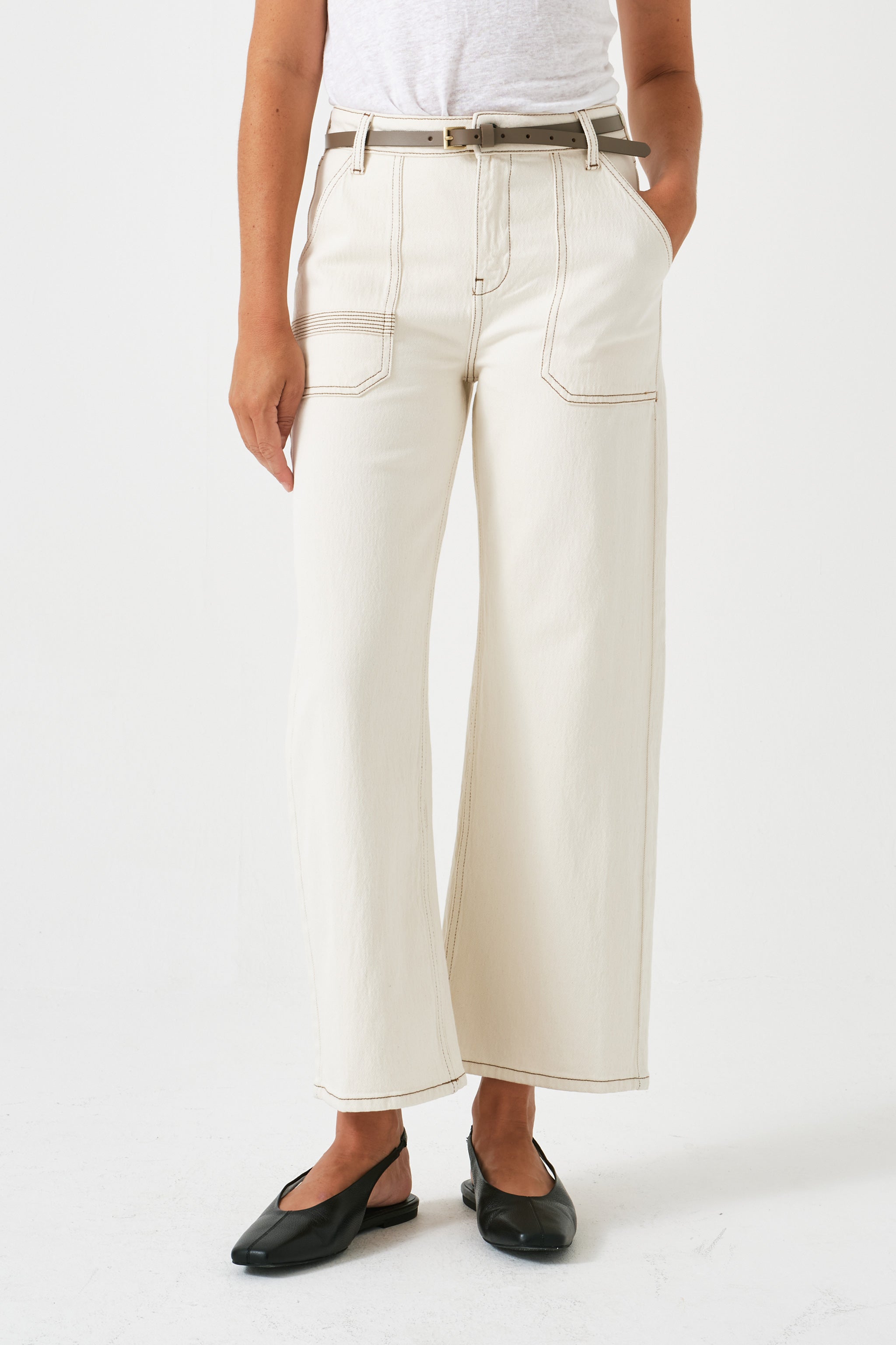 Elodie Cropped Jean in Ecru