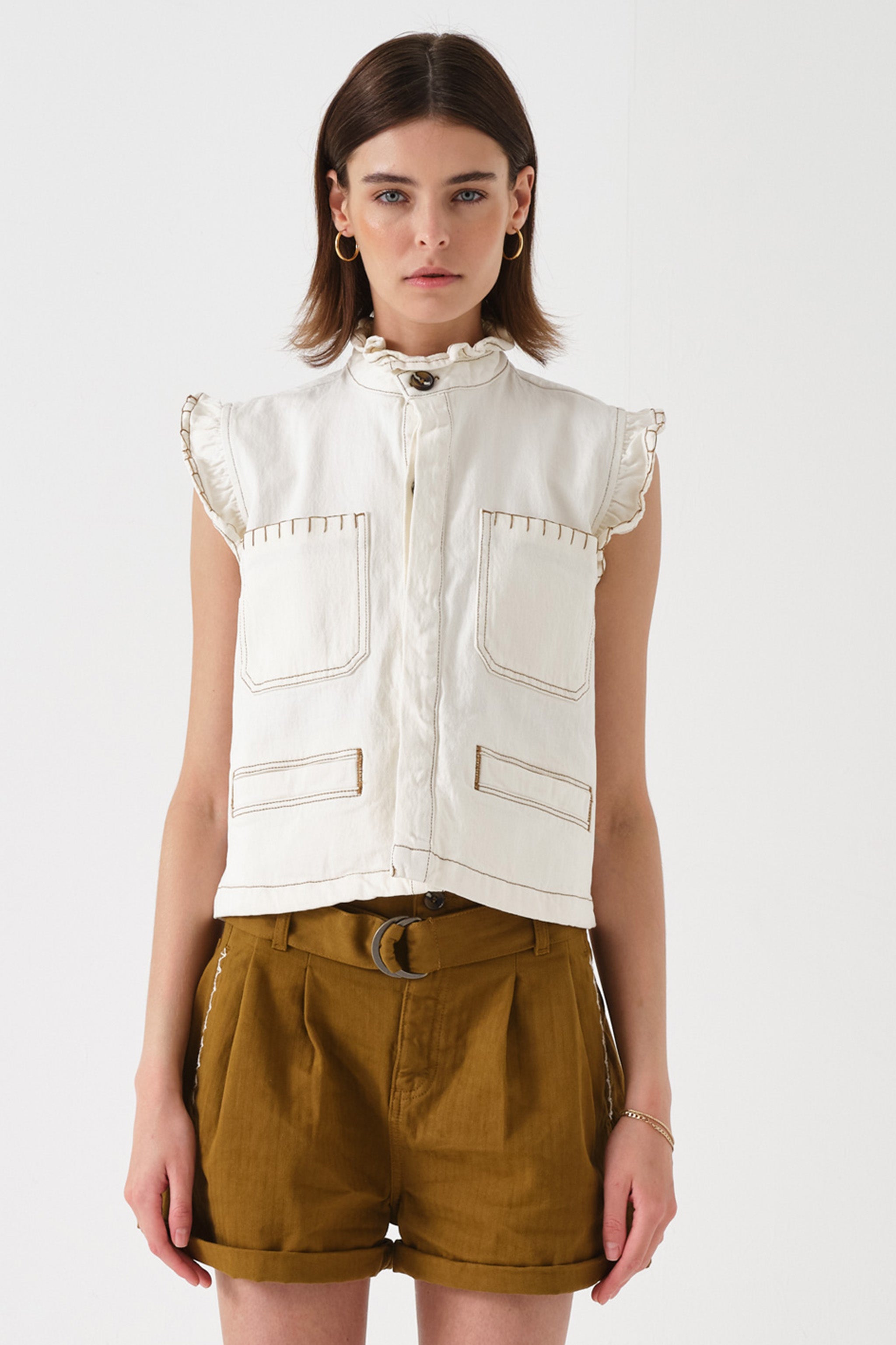 Pablo Vest in Ecru