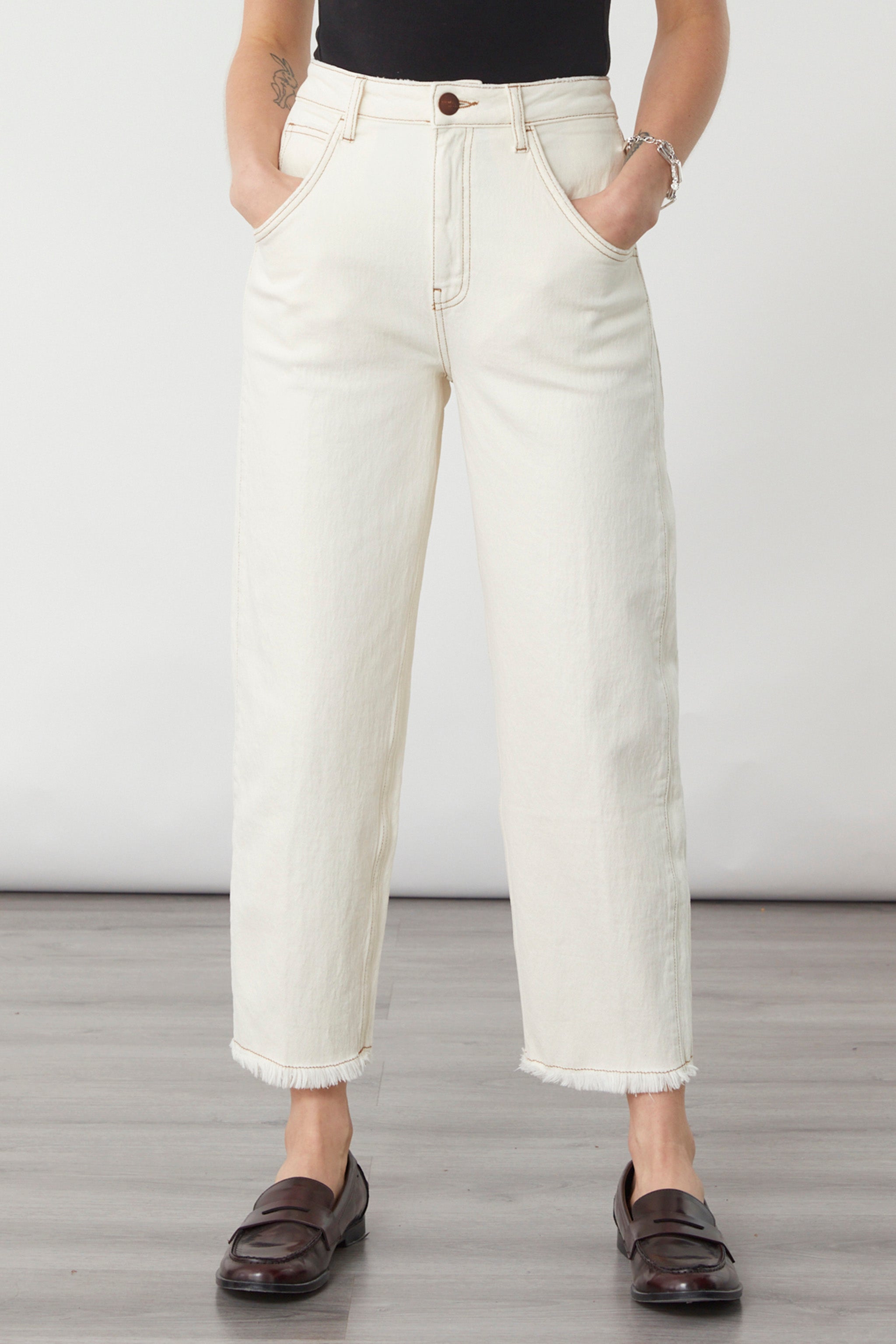 Bo Barrel Leg Jean in Ecru