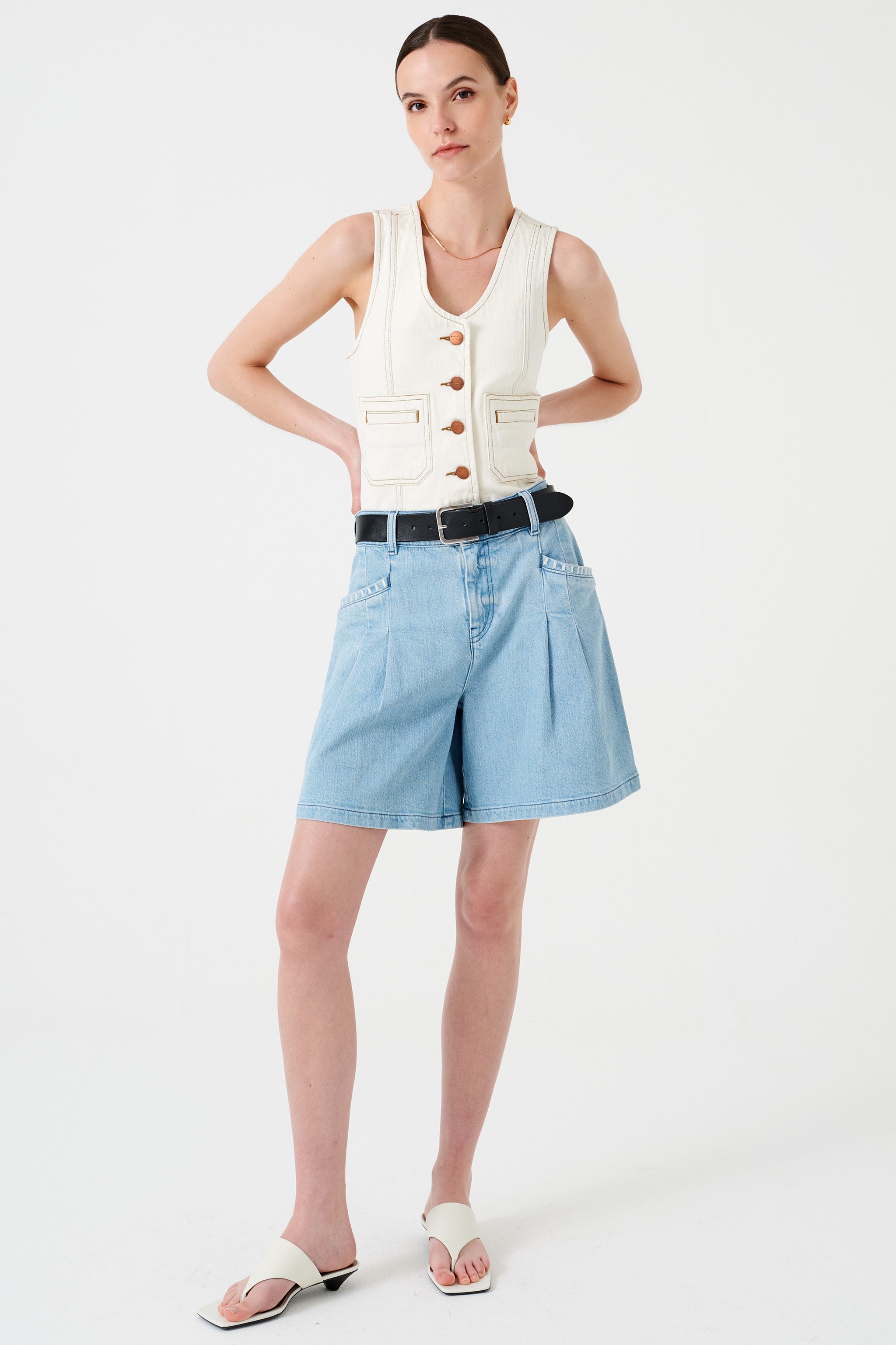 Isabella Short in Oceanic Blue