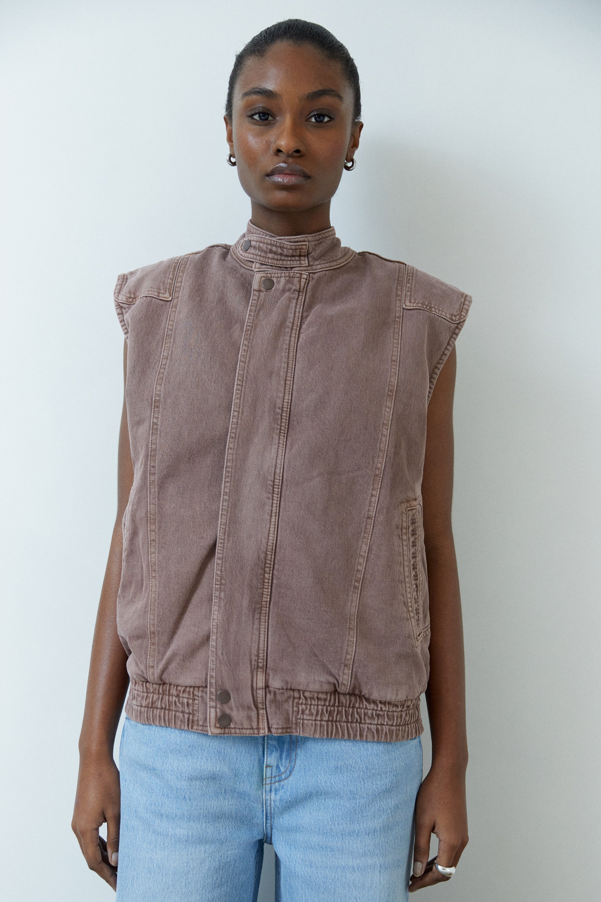 Sleeveless Oversized Juno Jacket in Washed Mocha