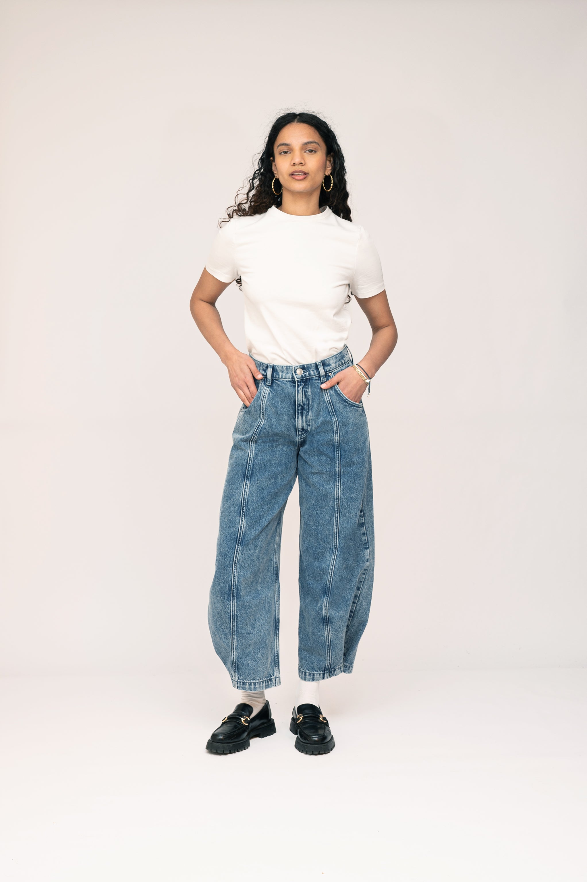 Aisha Pant In Newport