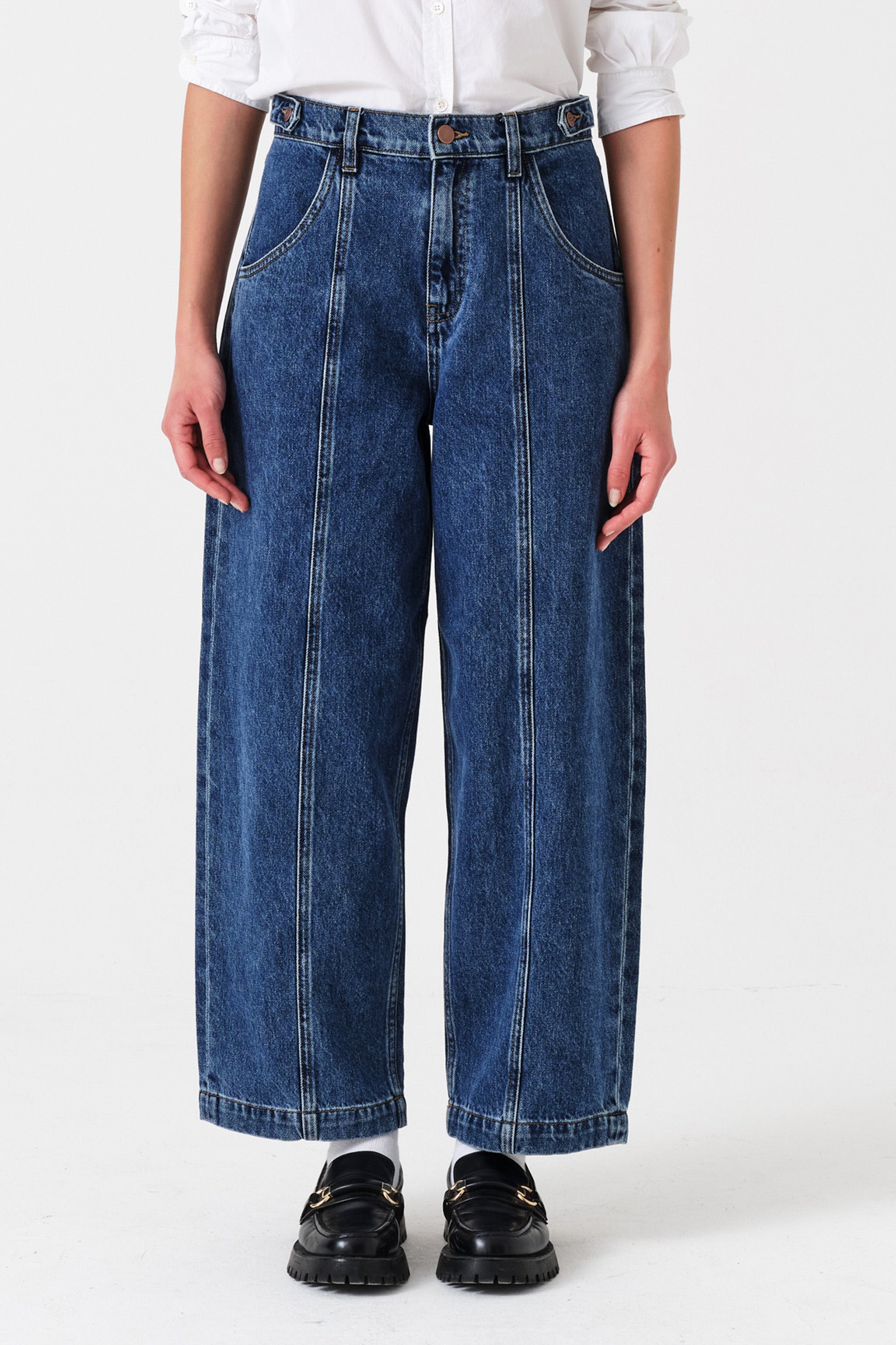 Cami Wide Barrel Leg Jean in Phoenix