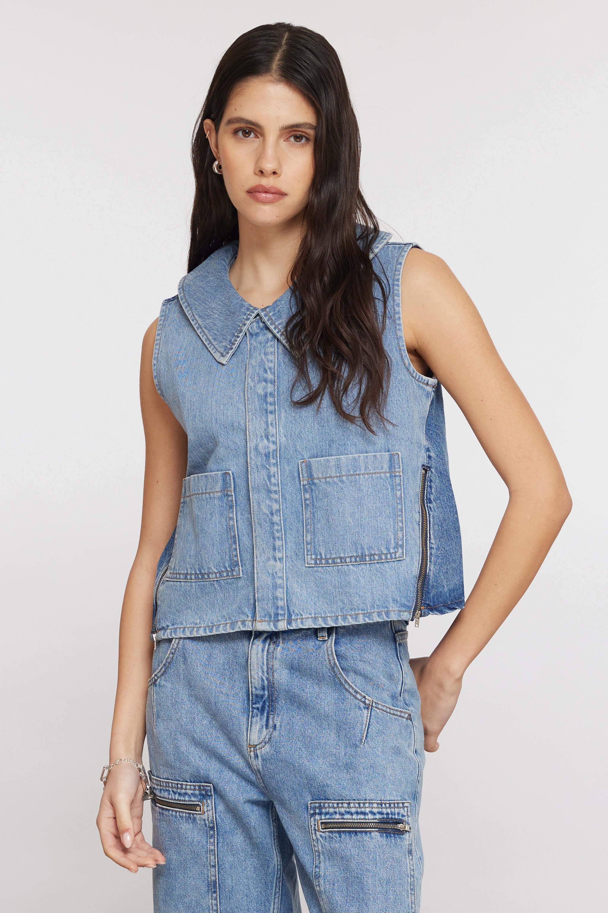 Zuri Vest In Two Tone