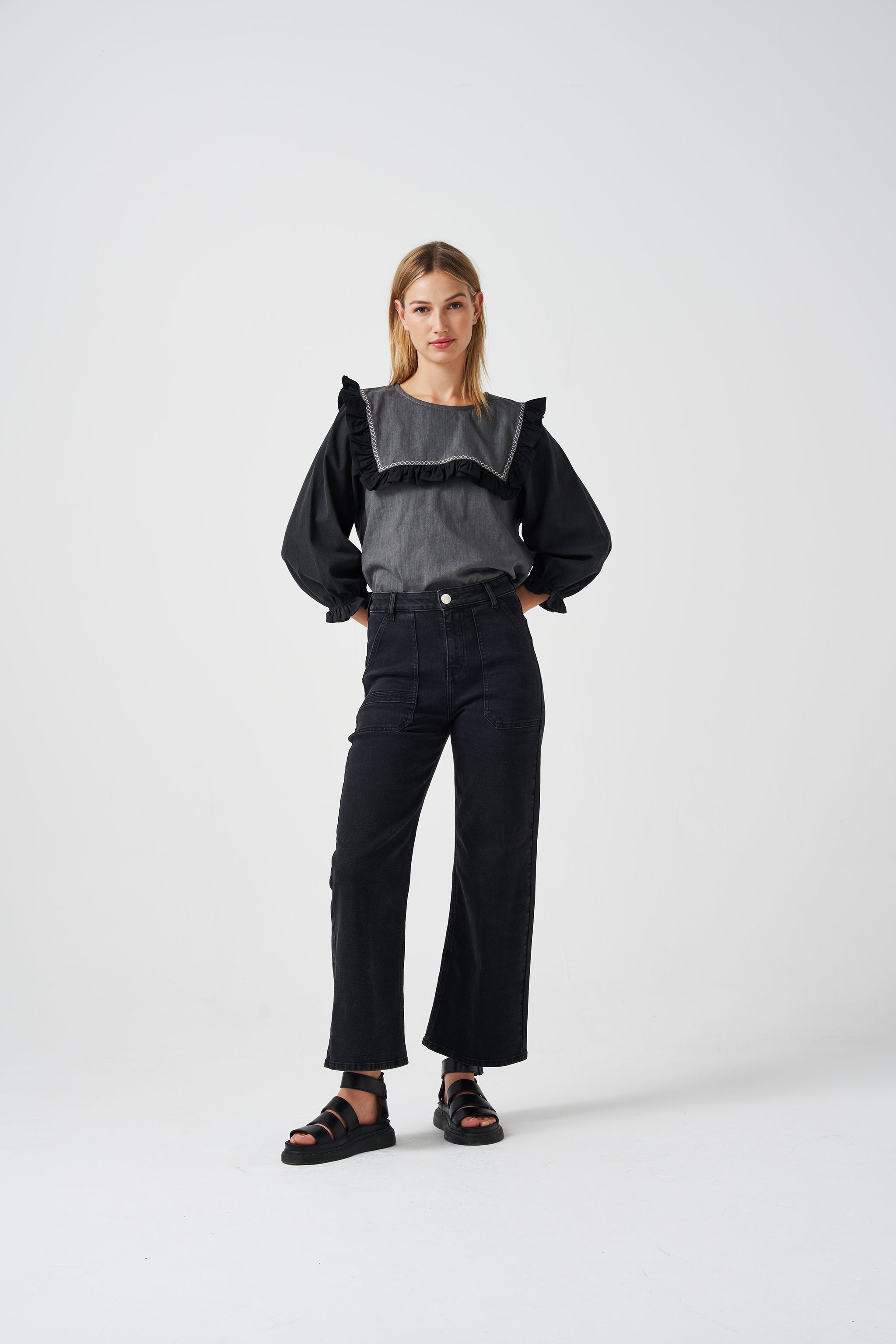 Elodie Jean in Washed Black – seventy + mochi